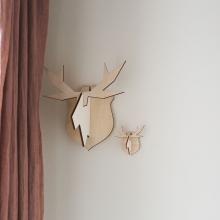 noRdic hanging moose